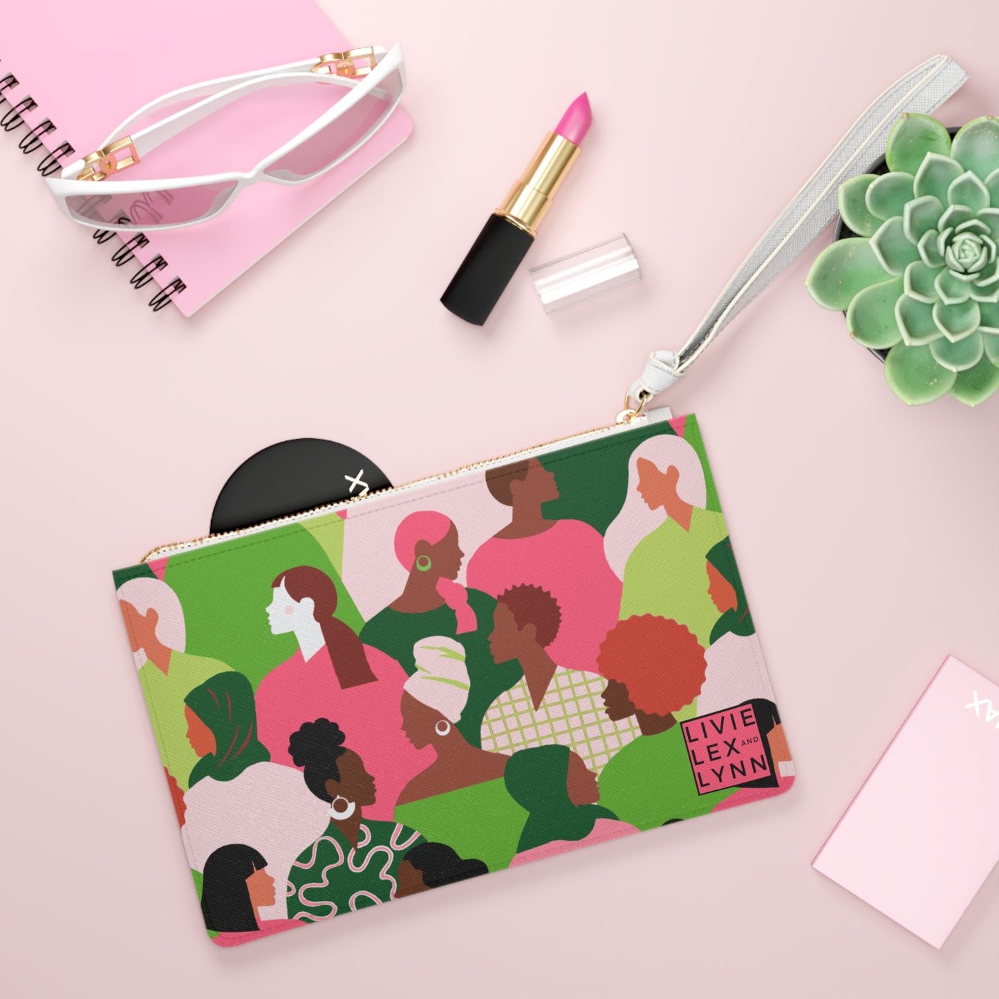 Pretty Women 2.0Clutch Bag